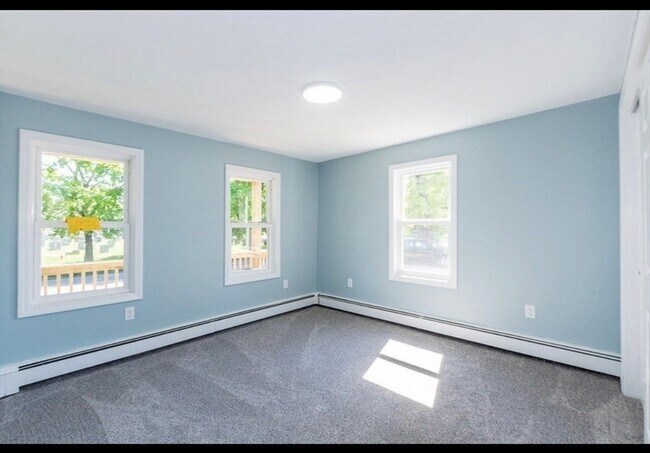 Building Photo - 54 Aldrich Rd