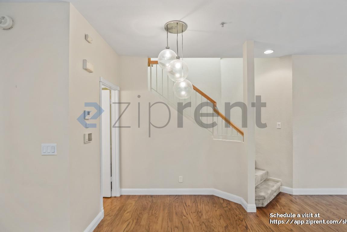 Building Photo - 1055 Adana Terrace