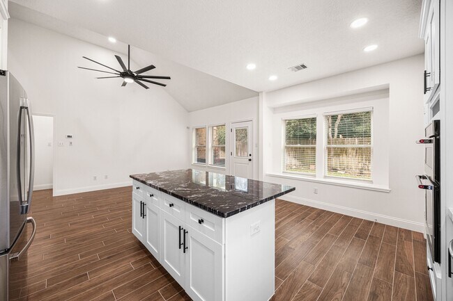 Building Photo - 17907 Pelican Way Rd