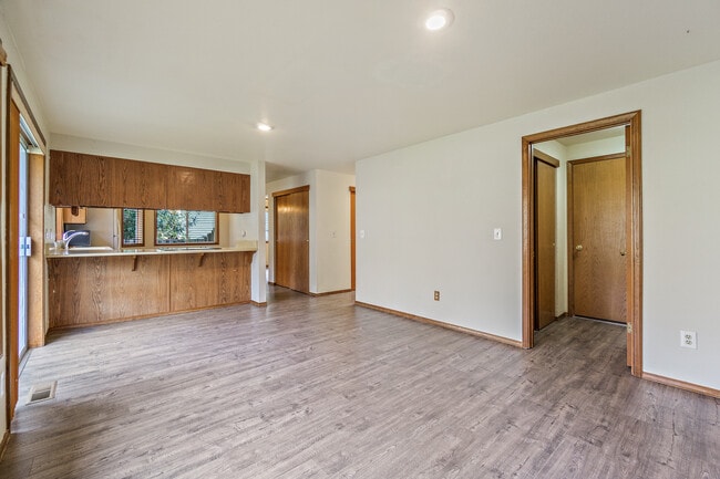 Building Photo - 4521 186th Ave SE