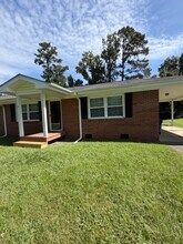 Building Photo - 114 Longwood Ln