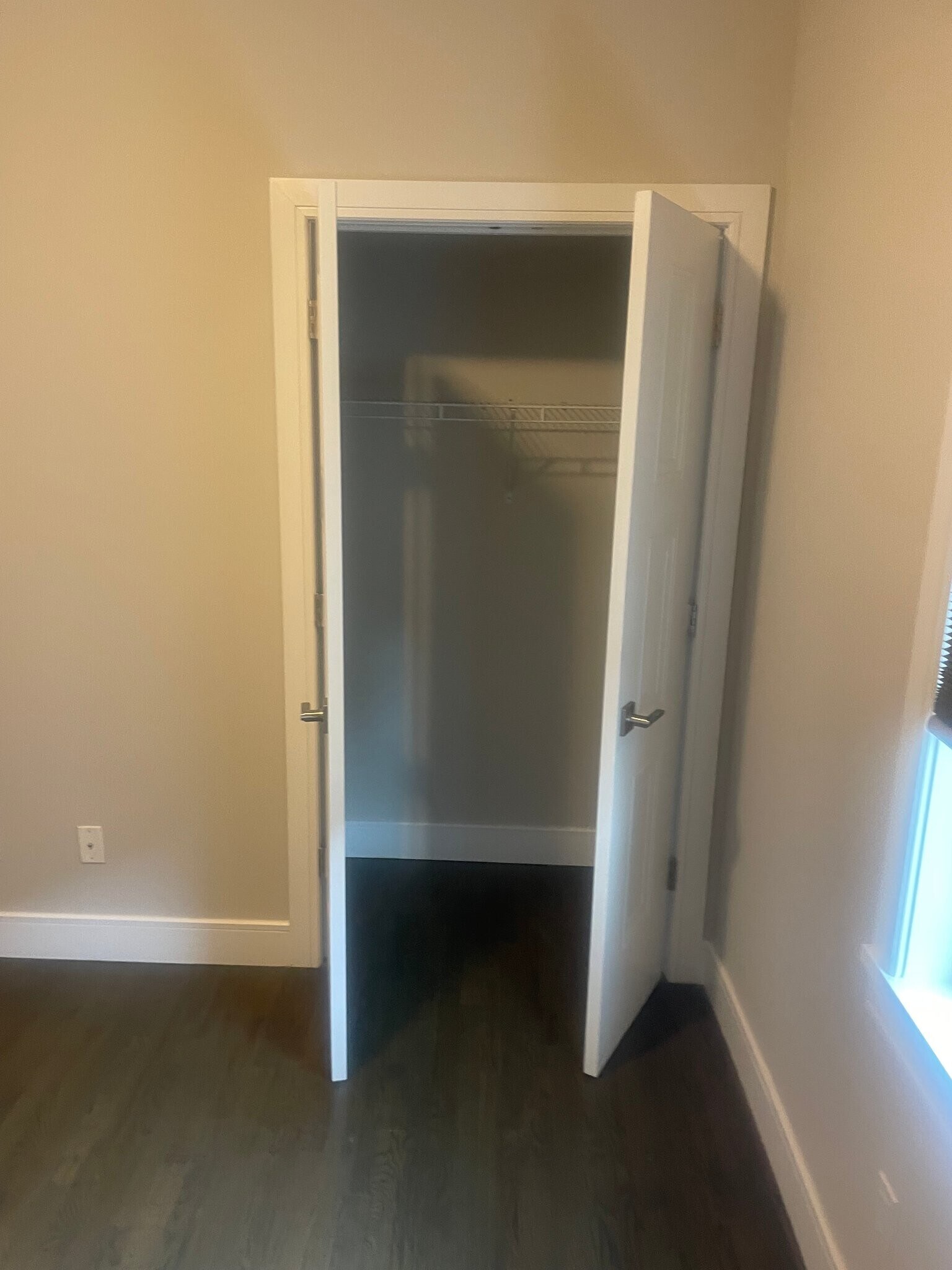 Building Photo - 0 Bartlett Ave