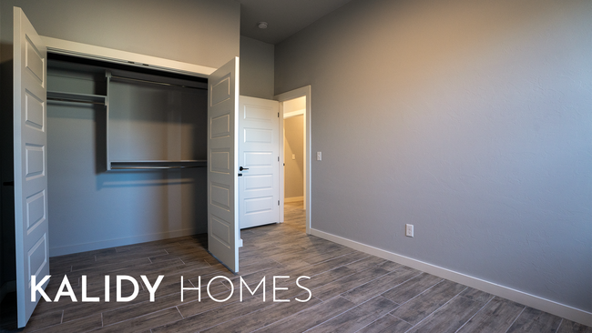 Building Photo - 308 W 3rd St