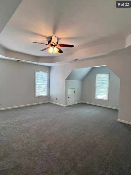 Building Photo - 1751 Millside Dr SE