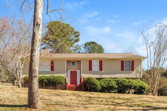 Building Photo - 4882 Raven Way NE