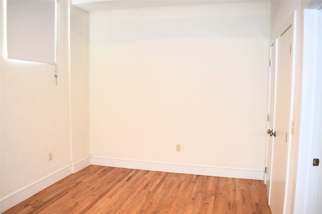 Building Photo - 257 Washington St