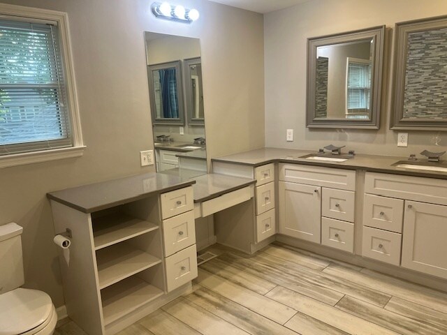 Master Bath - 1554 Willow Pond Dr