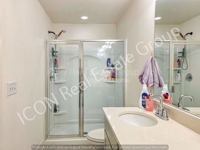 Building Photo - 5786 Calle Vis Dr