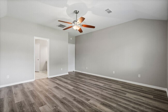 Building Photo - 20418 Cherry Haven Cir