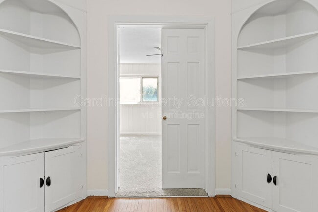 Building Photo - 2602 Elmo Pl