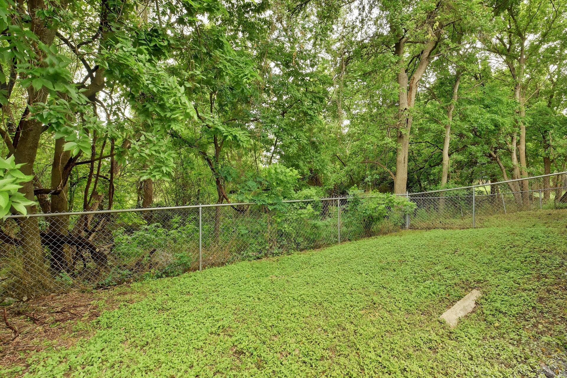 Building Photo - 5303 Spring Meadow Rd