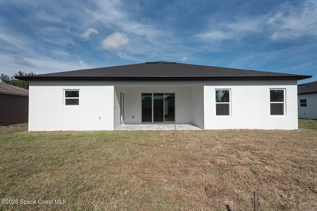 Building Photo - 1106 Homer St NW