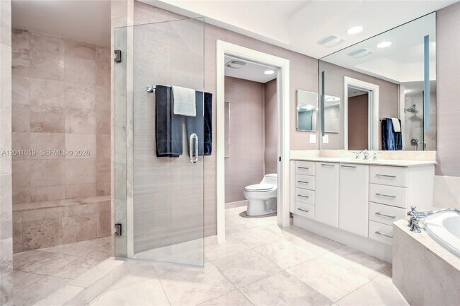Building Photo - 3535 S Ocean Dr