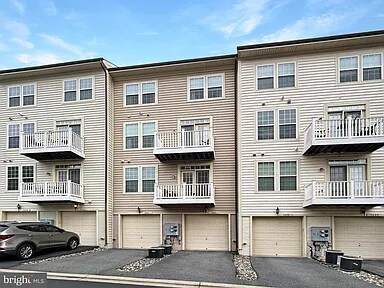 Building Photo - 3632 Holborn Pl