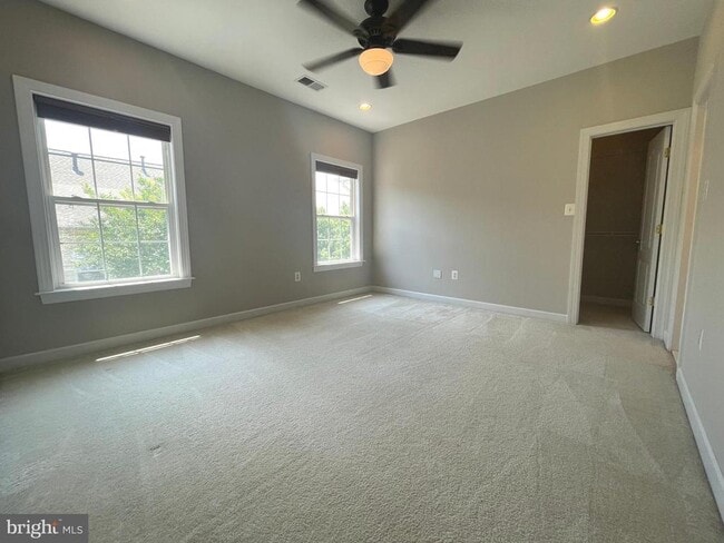 Building Photo - 11451 Fogarty Ct