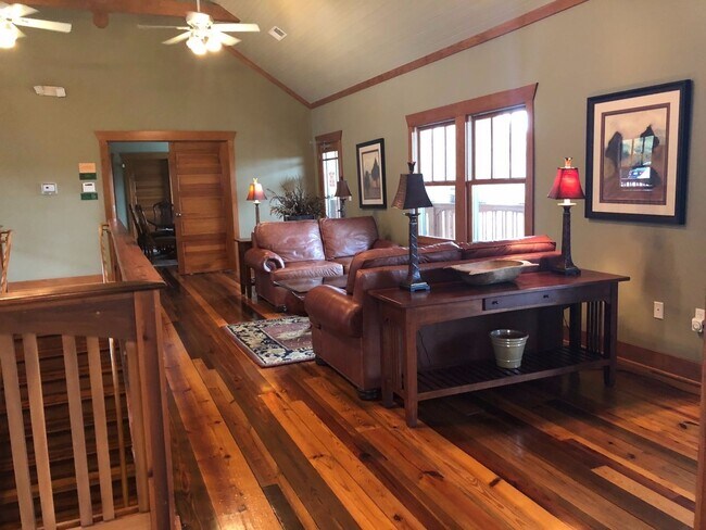 Building Photo - 431 Harts Cove Way