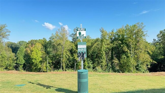 Building Photo - 1479 Creekside Cir NW