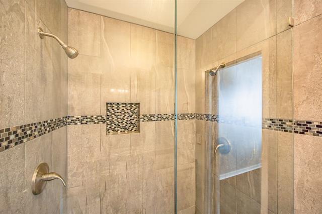 Building Photo - 3015 Bryan St