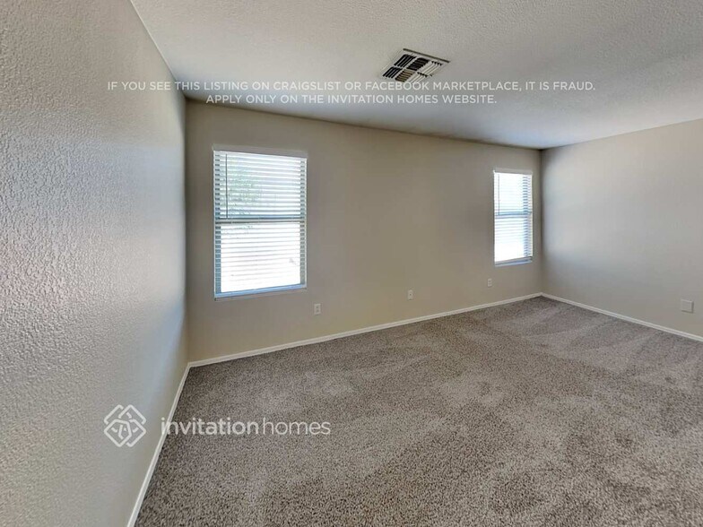 Building Photo - 11542 W Flores Dr