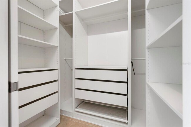 Building Photo - 341 Acerno Dr