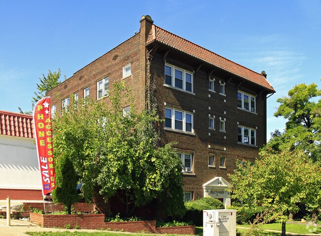 Primary Photo - 1690 Eddington Rd