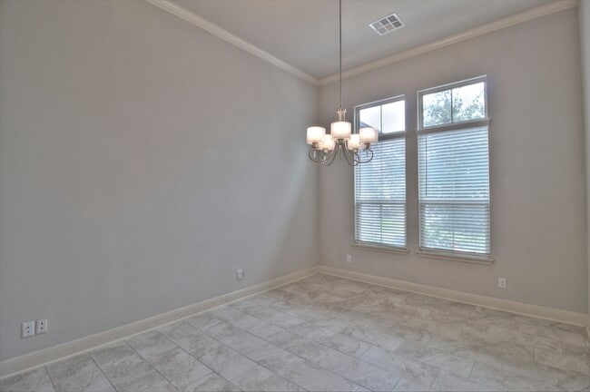 Building Photo - 3723 Las Casitas
