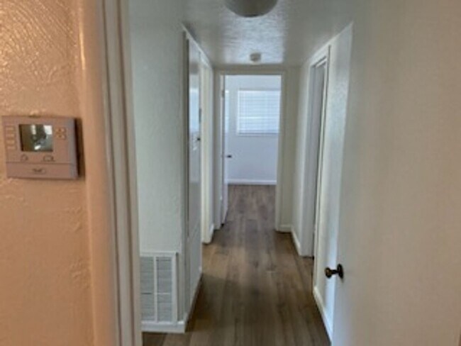 Building Photo - 115 Terrace Dr