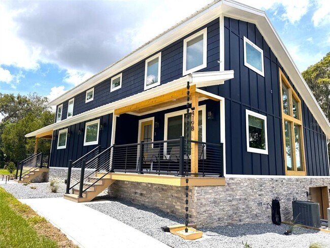 Building Photo - 419 N Apopka Ave