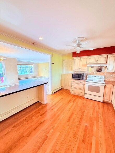 Building Photo - 42021 Banbury Ct