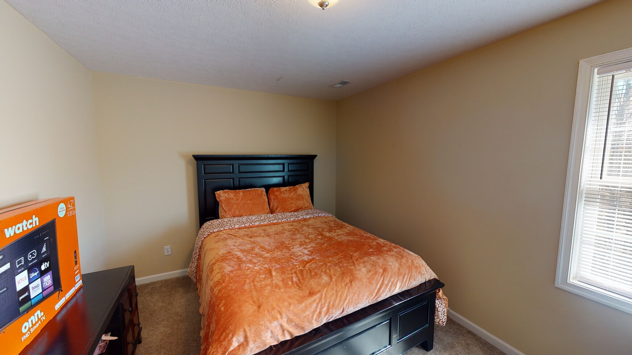 Building Photo - 1090 Blane Dr