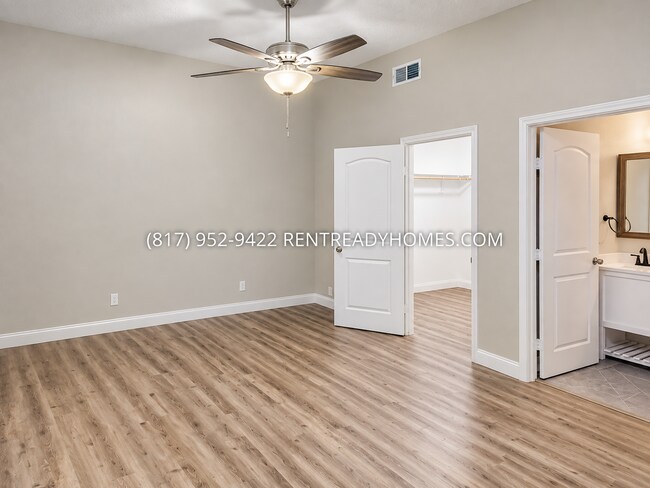 Building Photo - 104 Bryan Dr