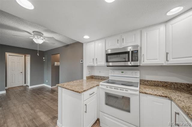 Building Photo - 12645 E Pacific Cir