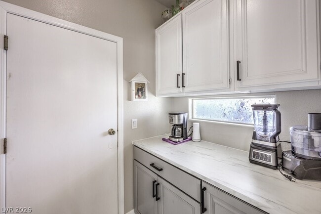 Building Photo - 7520 Barbie Ave