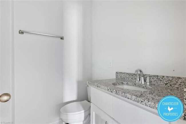Building Photo - 2903 Bolton Pl