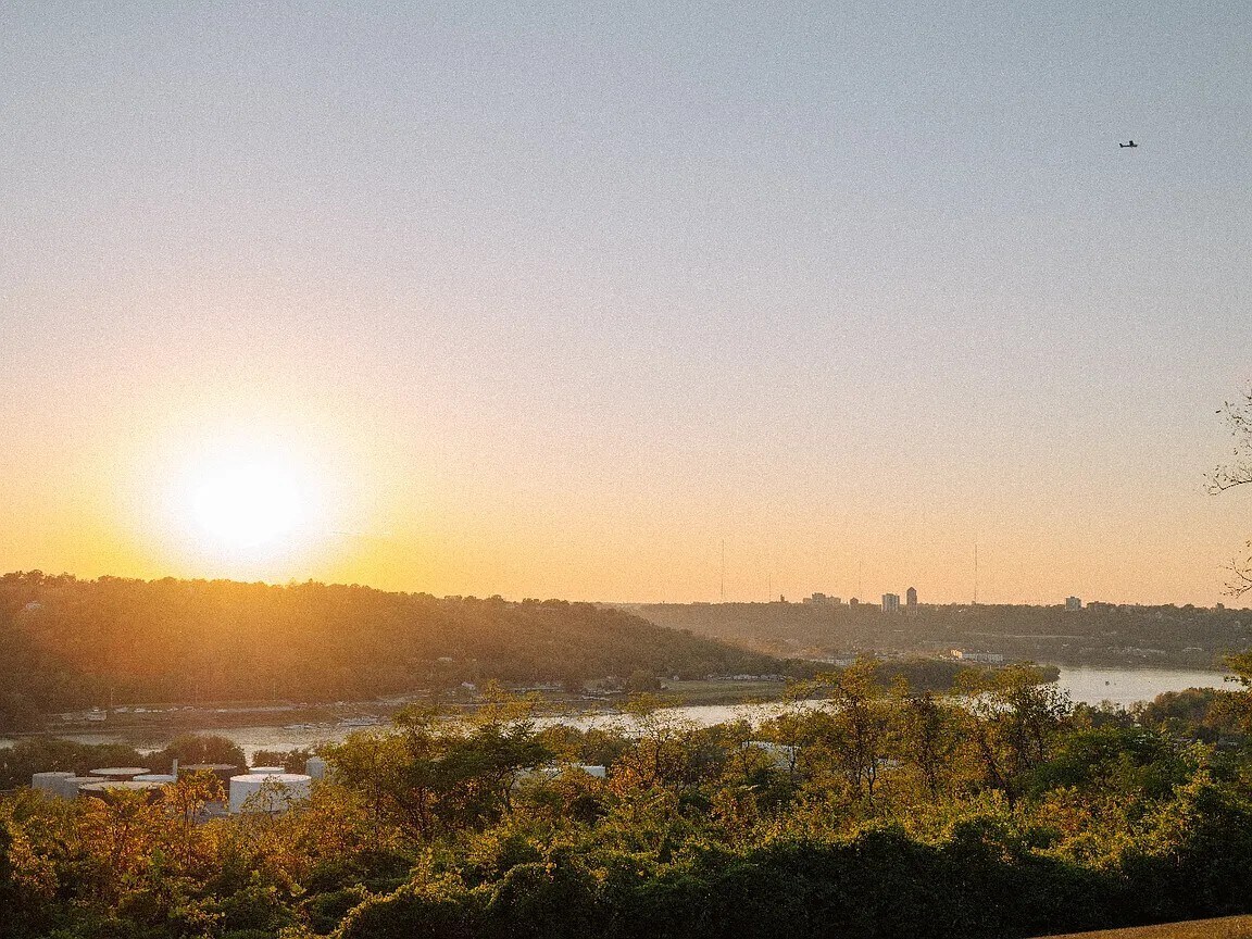 Building Photo - 4816 Eastern Ave