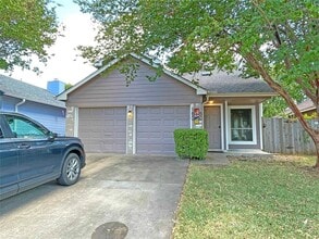 Building Photo - 2315 Claudia June Ave