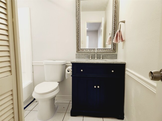 Building Photo - 23503 Prairie Bird Dr
