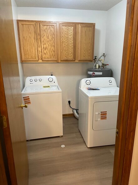 Building Photo - 2504 Eagles Circle