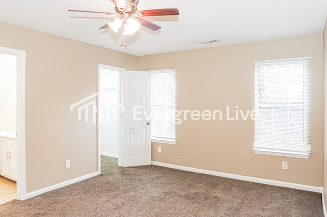 Building Photo - 369 Buffalo Creek Dr