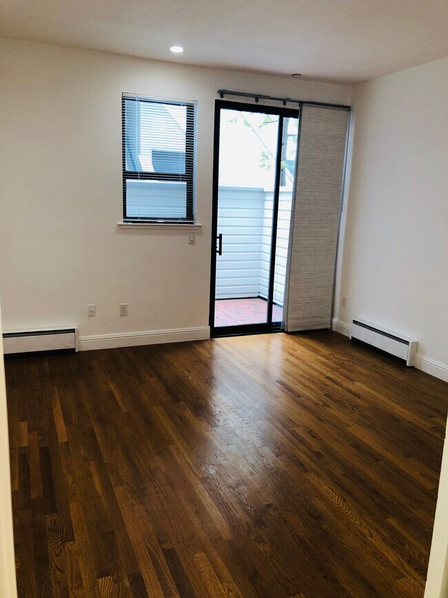 Building Photo - 1755 Filbert St