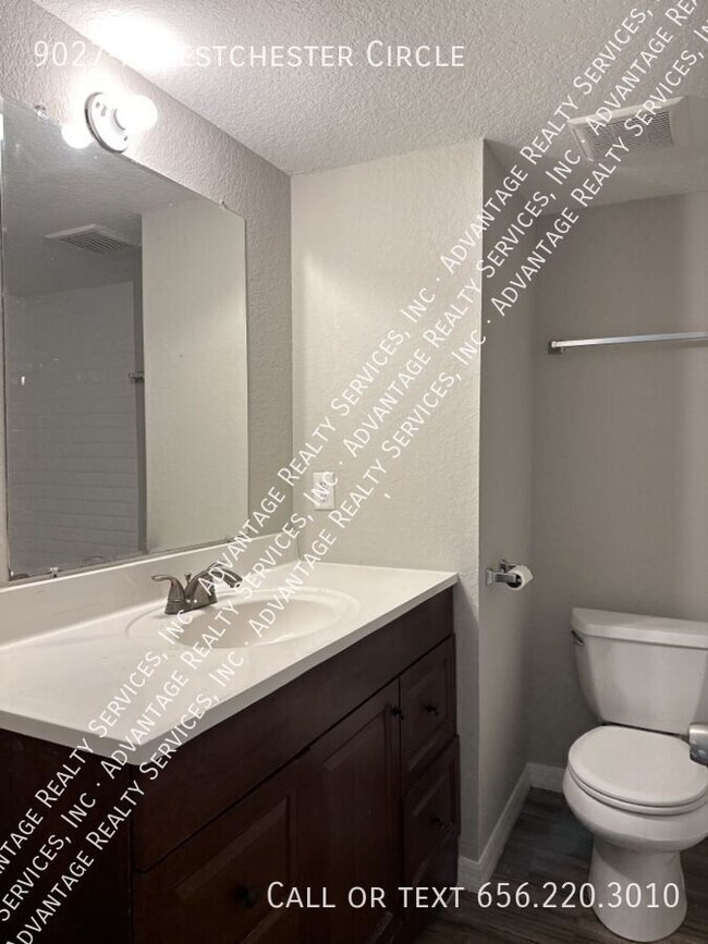 Building Photo - 9027 Westchester Cir