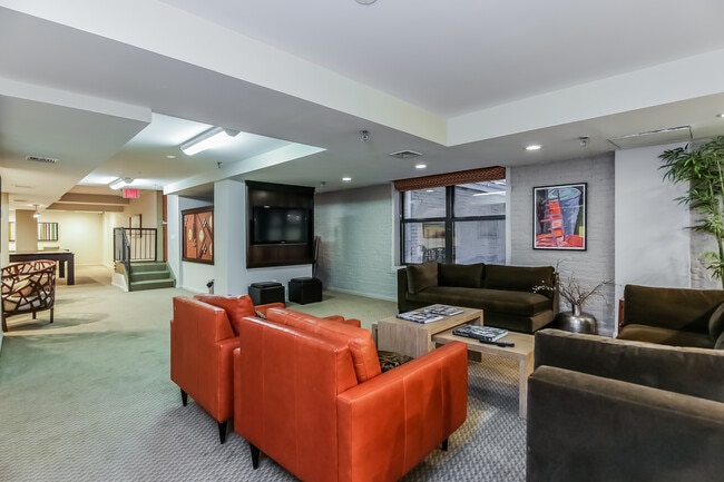 Building Photo - 25 Murray St