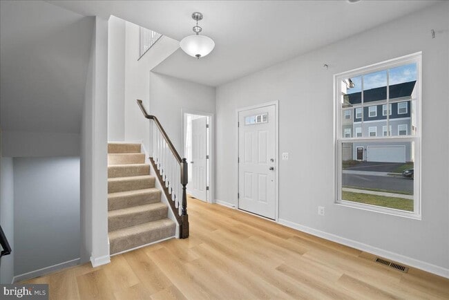 Building Photo - 115 Interlace Wy