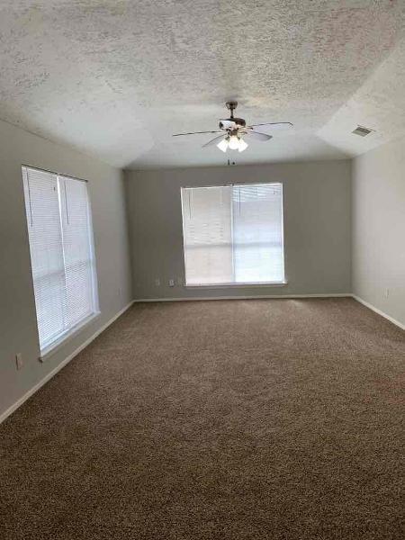 Building Photo - 2507 Ironclad Dr
