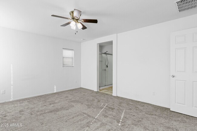 Building Photo - 40925 W Patricia Ln