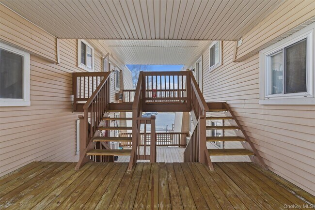 Building Photo - 614 Fox Run Ln