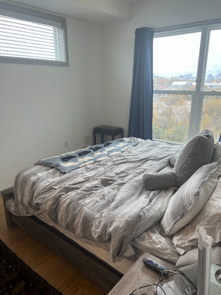 Building Photo - 400 Herron Dr