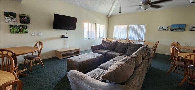 Building Photo - 1515 Pinellas Bayway S