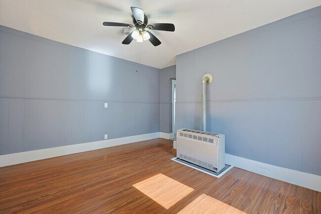 Building Photo - 12R Granite Street Unit 2