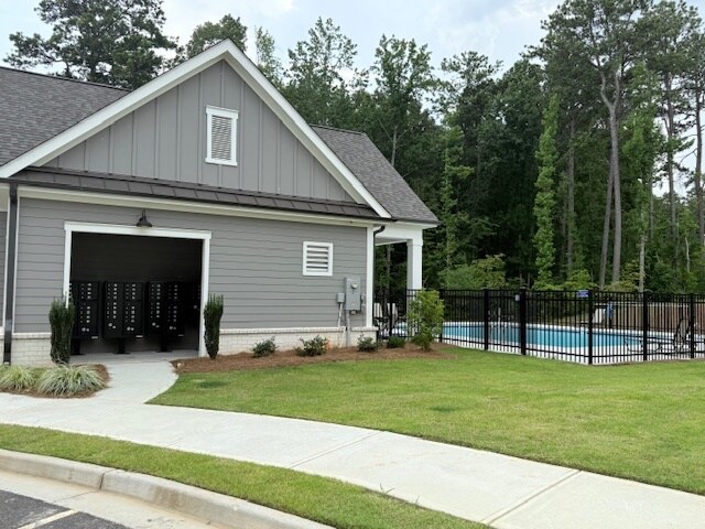 Building Photo - 4030 Cavalier Way